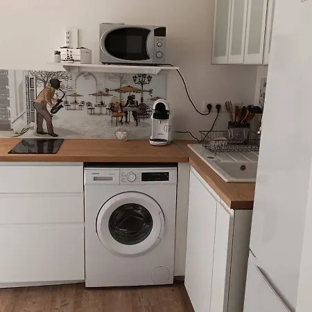 Studio Bormes-les-mimosas, 1 Piece, 4 Personnes - Fr-1-610-86